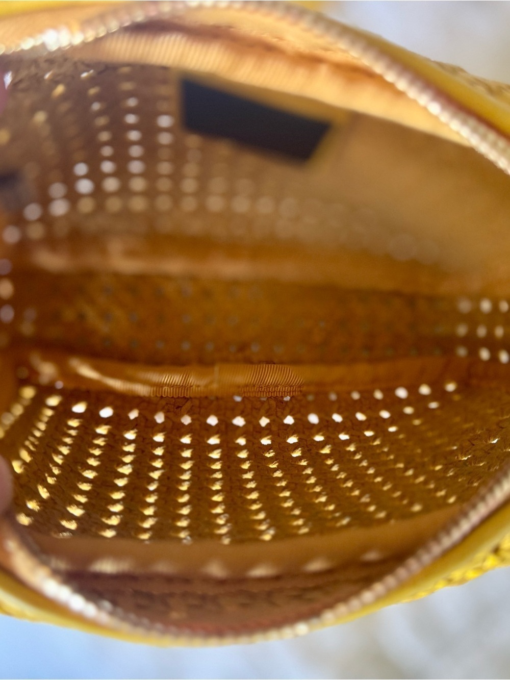 🏷️🧡🔥Clare V. - Yellow Dandelion Rattan Midi Sac - OS - Picture 2 of 4